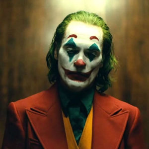 Critique : Joker “Souriez ! Vous êtes cinglé !”